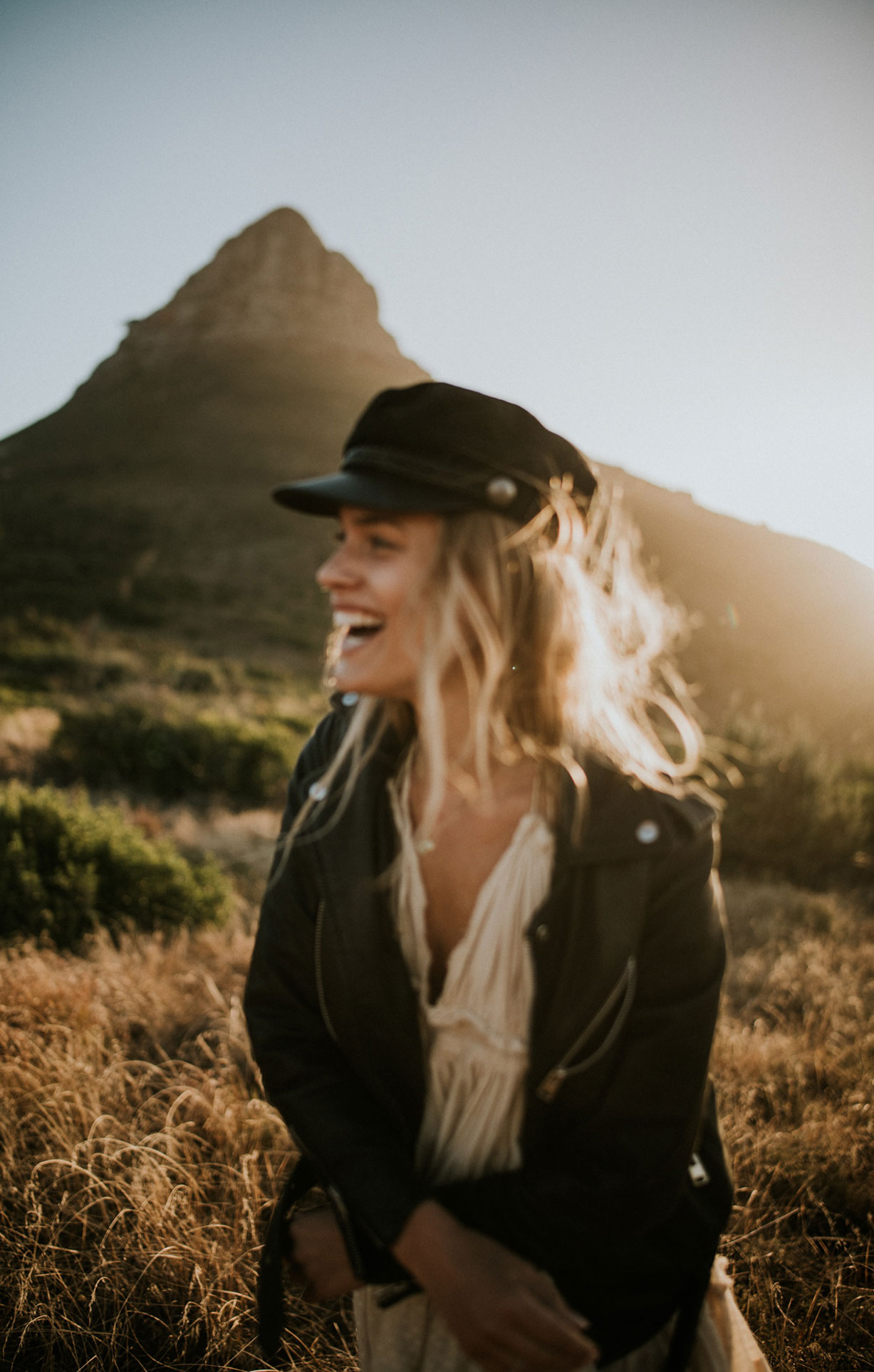 Природа Кейптауна / Sunset Ride in Cape Town / Leonie Jung by Anna Heupel Природа Кейптауна / Sunset Ride in Cape Town / Leonie Jung by Anna Heupel
