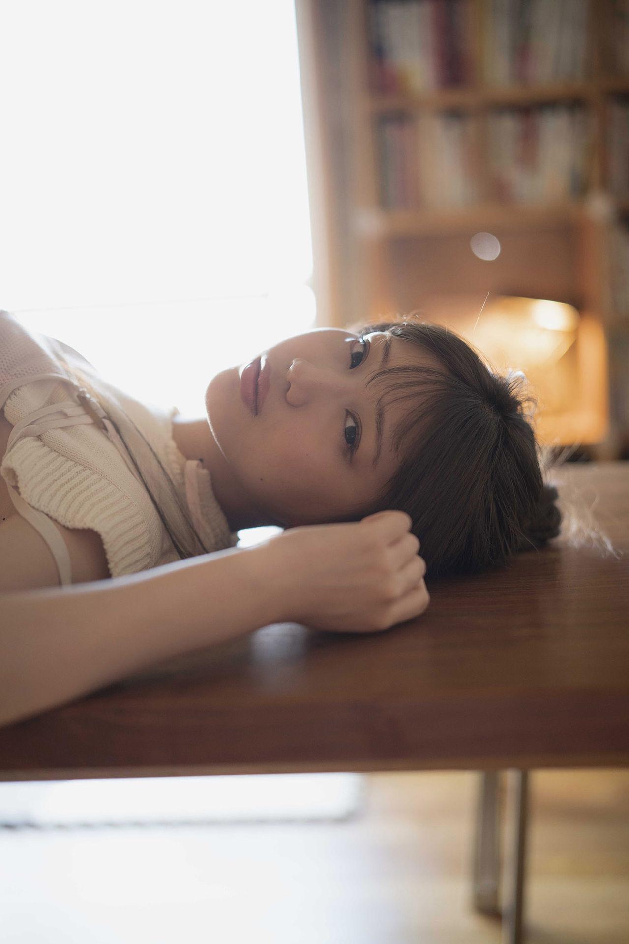 Mayumi Shiraishi 白石まゆみ, ヤンマガデジタル写真集 [グラから見るか？エモから見るか？] Set.01(27)