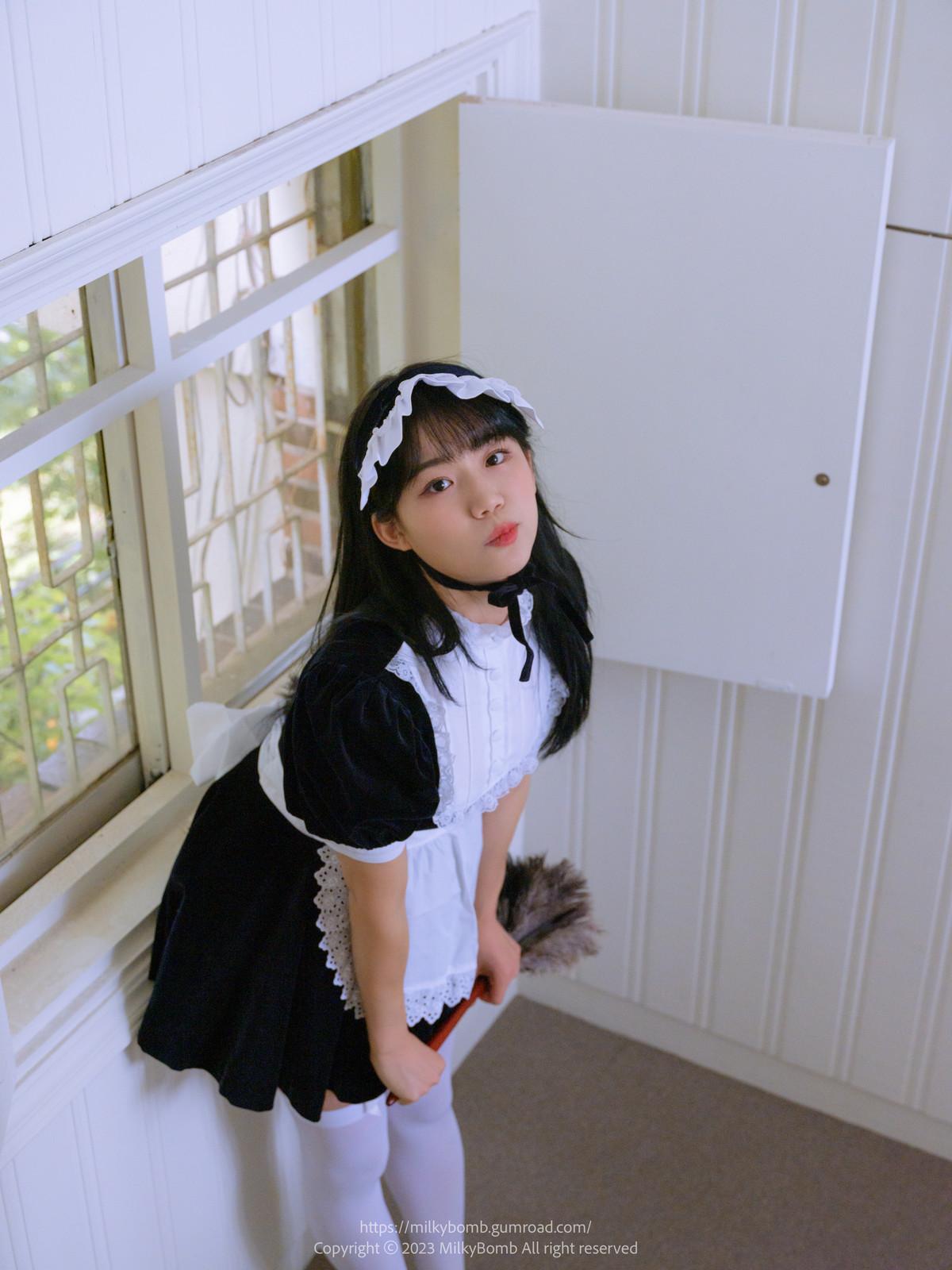 Yui 유이, [MilkyBomb] Maid Set.02(12)