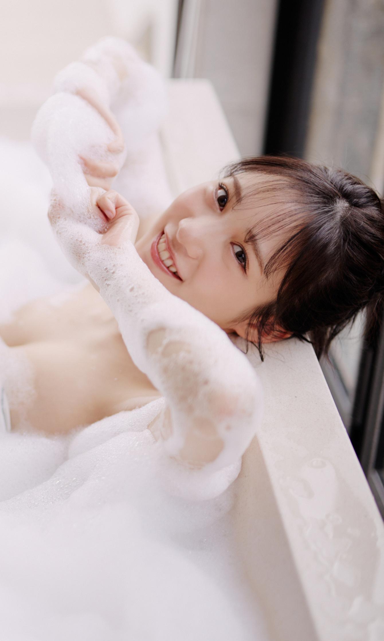 Sumire Yokono 横野すみれ, 週プレ Photo Book 「海のステージ」 Set.02(17)