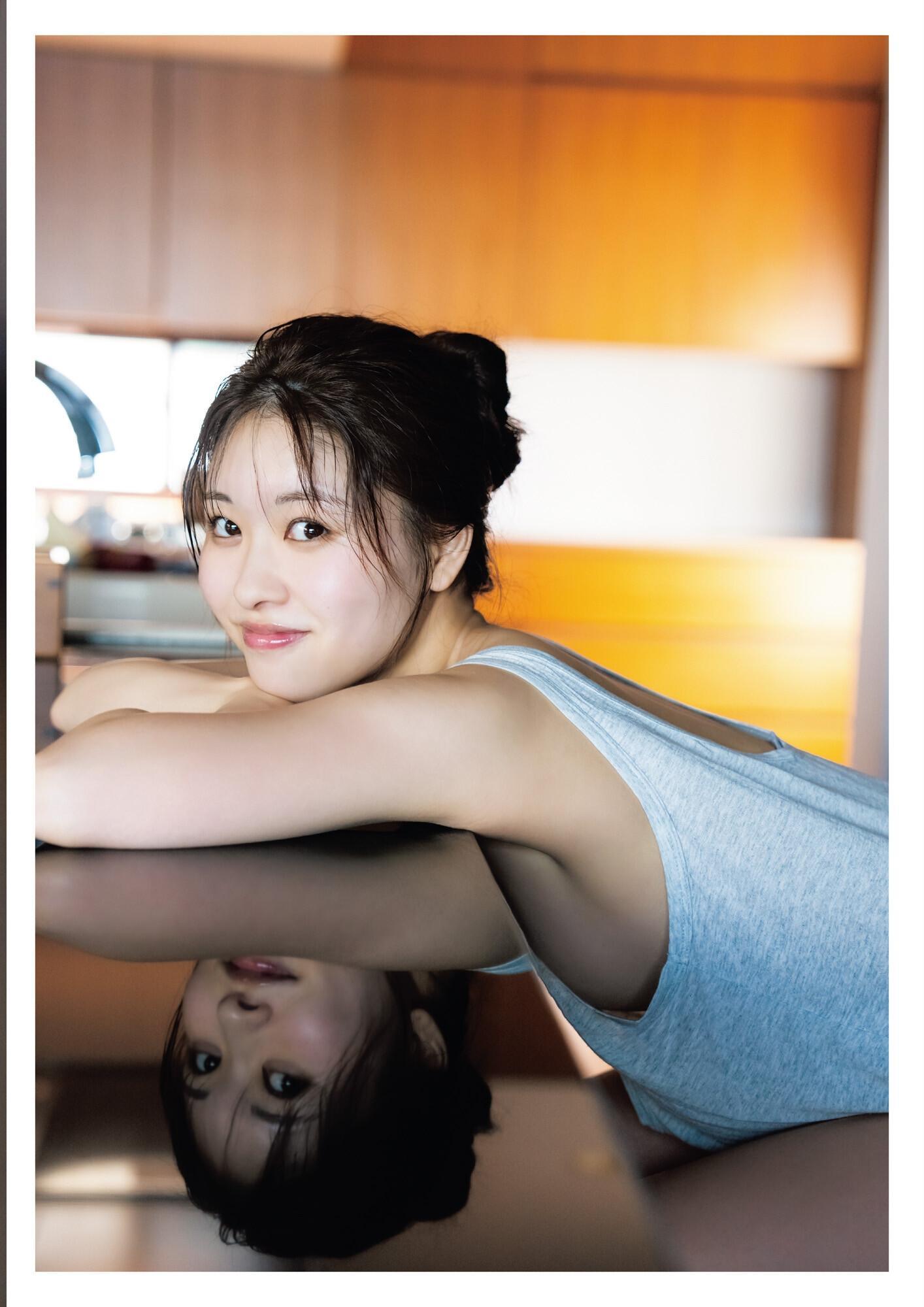 Chiyori Nakanishi 中西智代梨, 1st写真集 「ちより日和」 Set.01(3)