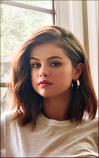 Selena Gomez FmGI0s6K_o