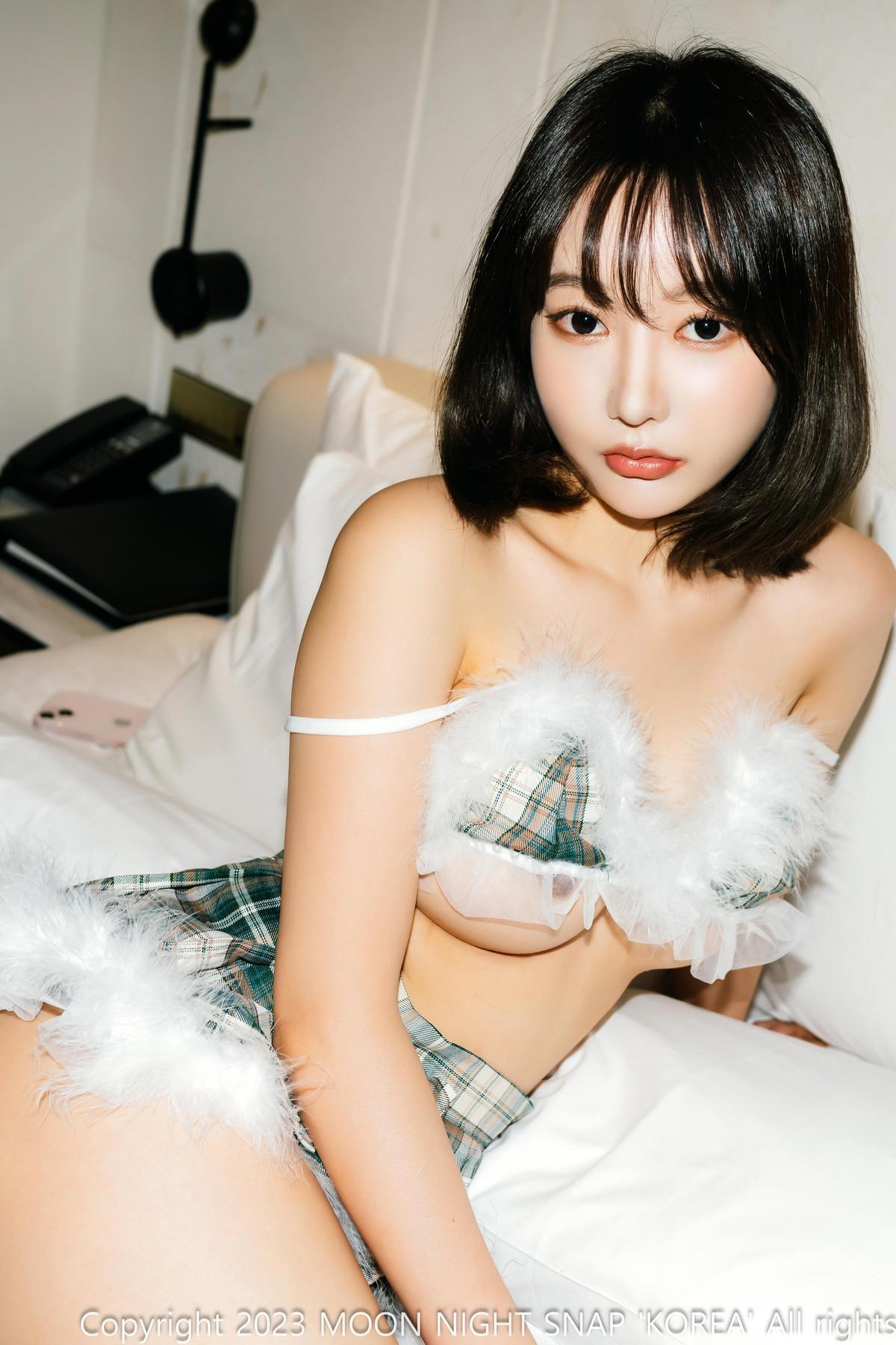 Jucy 쥬시, [Moon Night Snap] Mature Rabbit Set.02(22)