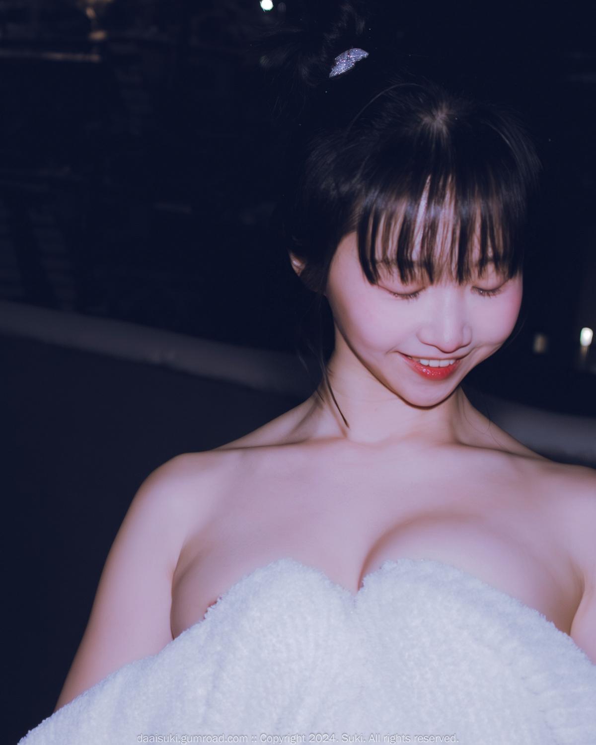 Suki 숙희, Photobook “Snowy Night” Set.01(11)