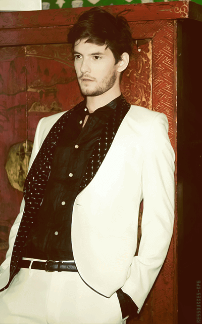 Ben Barnes Trm2H0qo_o