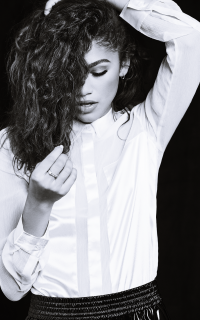 Zendaya Coleman WDEsojDY_o