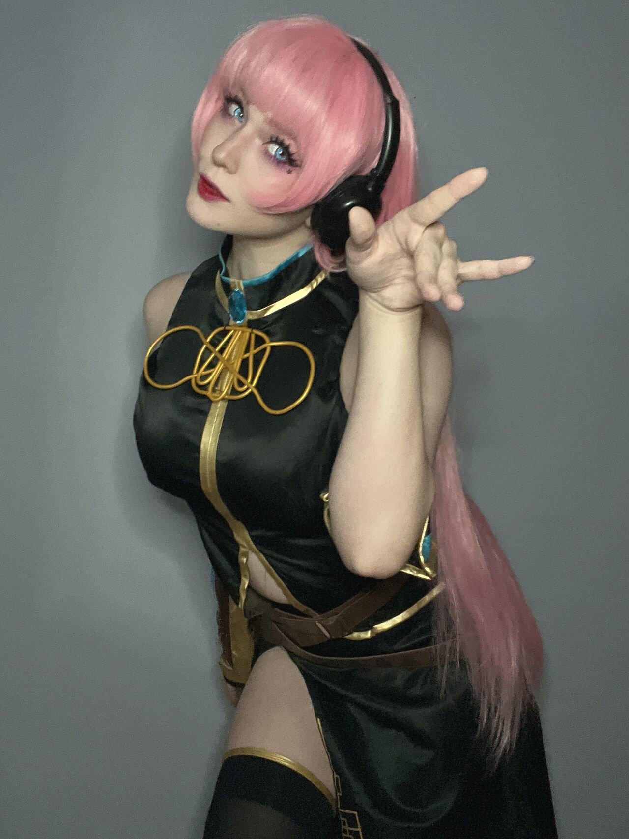 Satin Stars - Luka Megurine
