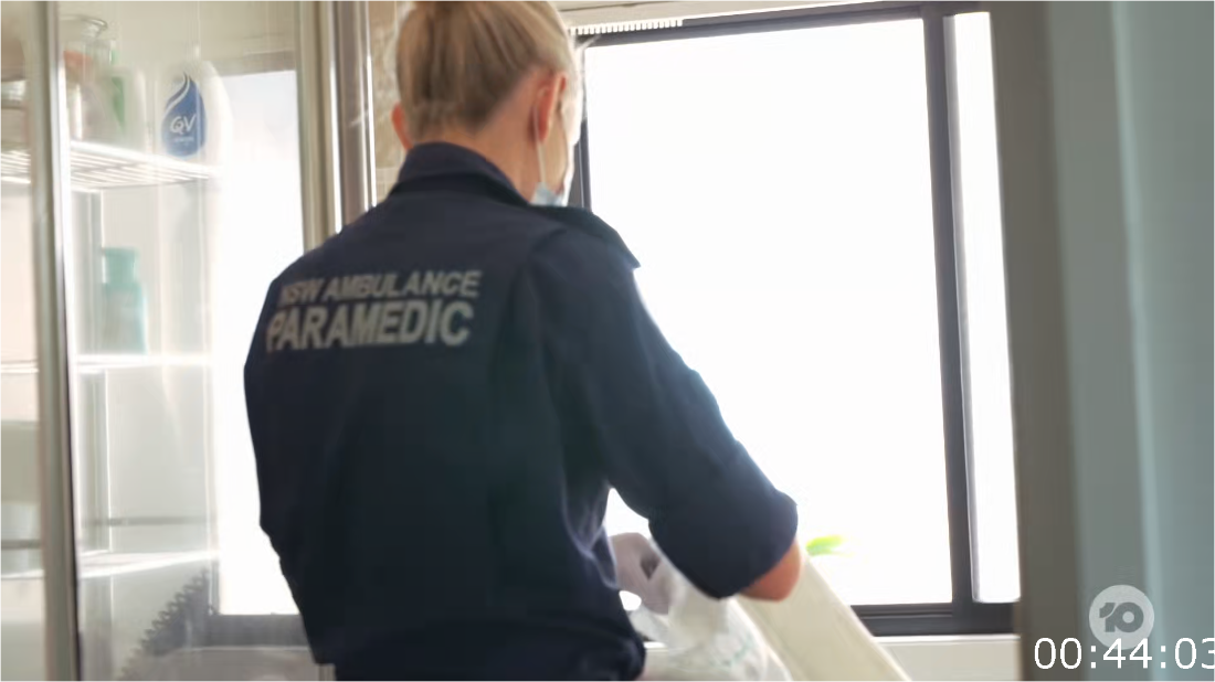 Ambulance Australia S05[E01 To E02] [1080p] (x265) [6 CH] SuTKkUnF_o