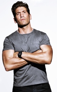 Jon Bernthal  CdKQijUE_o