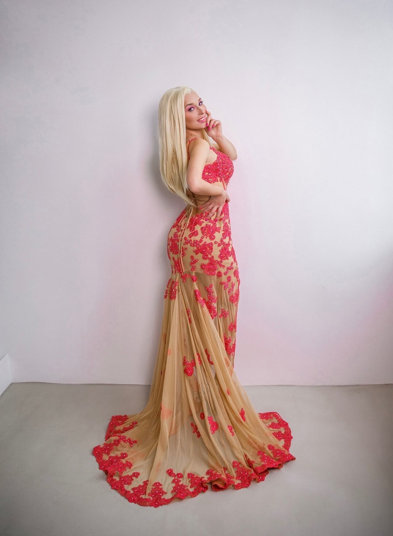 Ann Shakhovskaya - Barbie