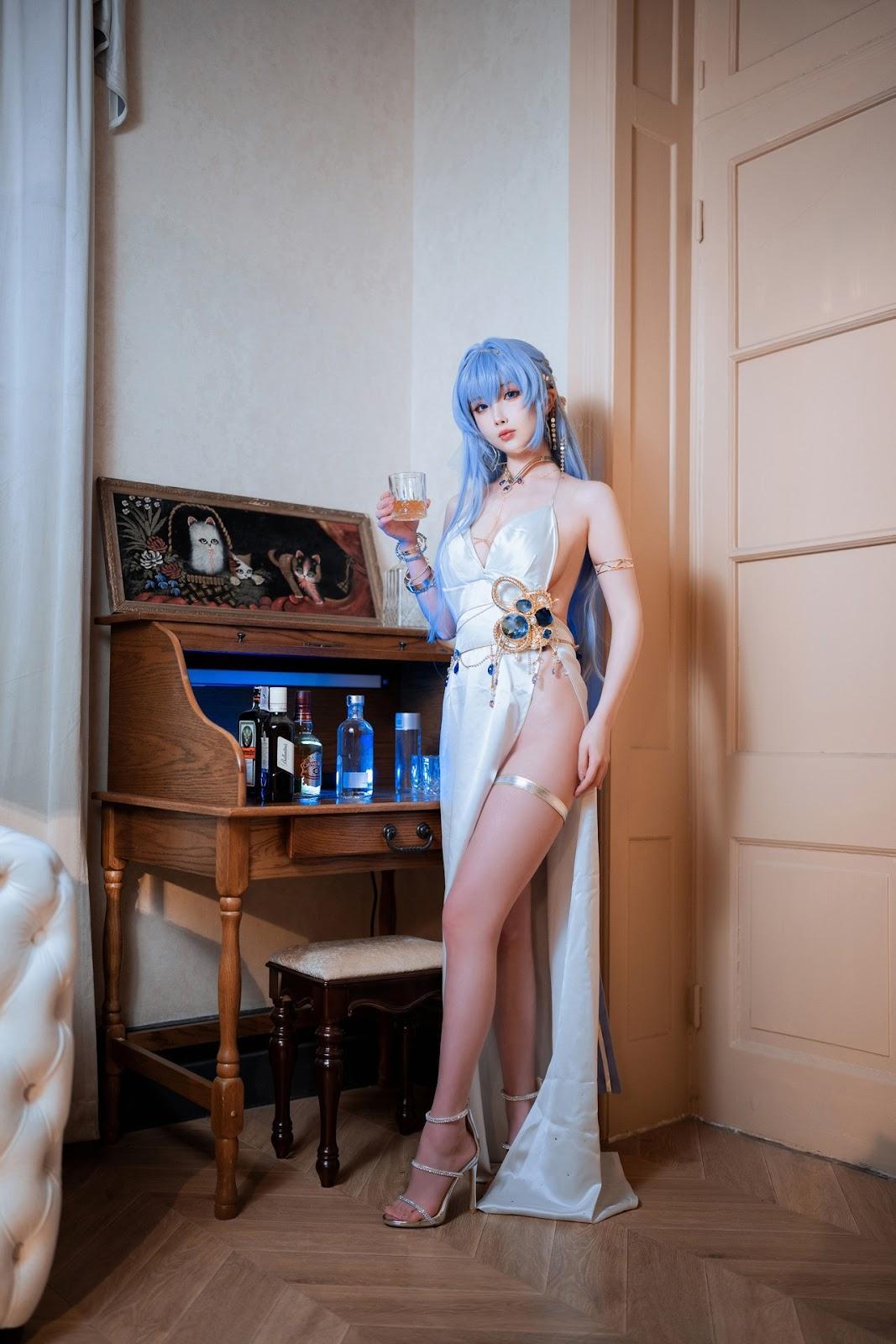 Cosplay Rioko凉凉子 海伦礼服(1)