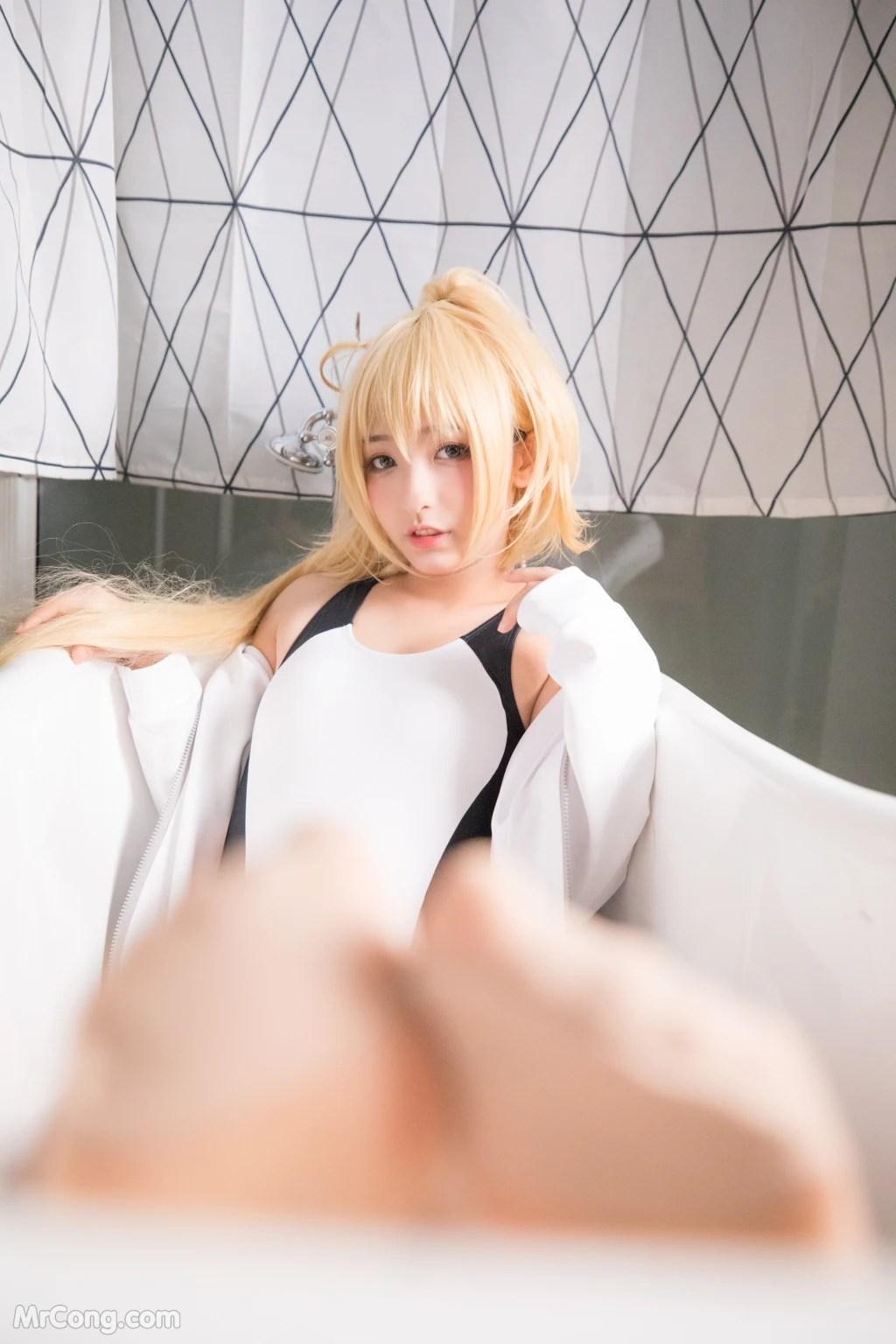 Coser@神楽坂真冬 Vol.036: 电子相册-白贞德《Swimingthedrea》(150 photos)(134)