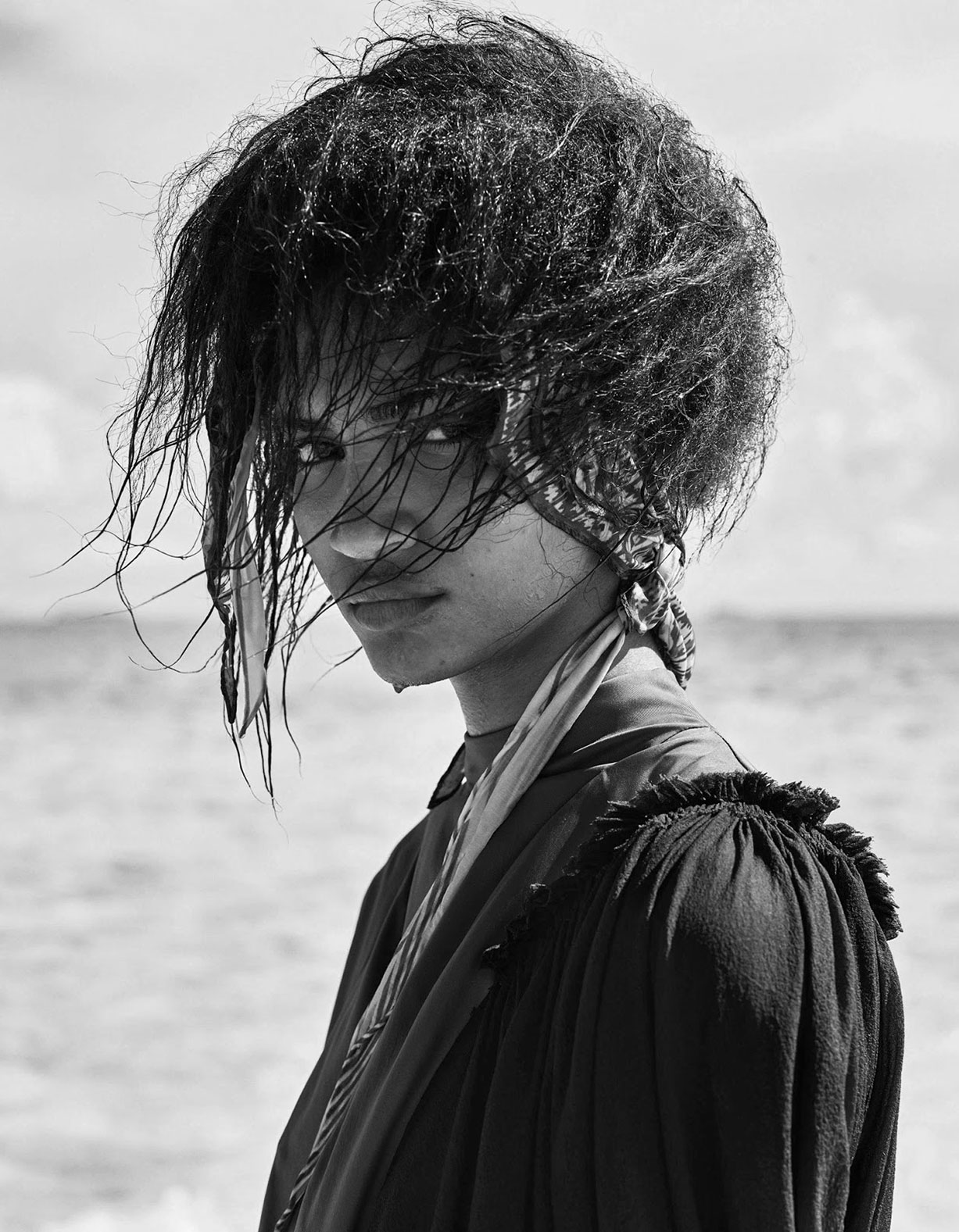 A Bigger Splash / Anyelina Rosa and Frederikke Sofie by Mario Sorrenti / Porter Summer Escape 2018 A Bigger Splash / Anyelina Rosa and Frederikke Sofie by Mario Sorrenti / Porter Summer Escape 2018