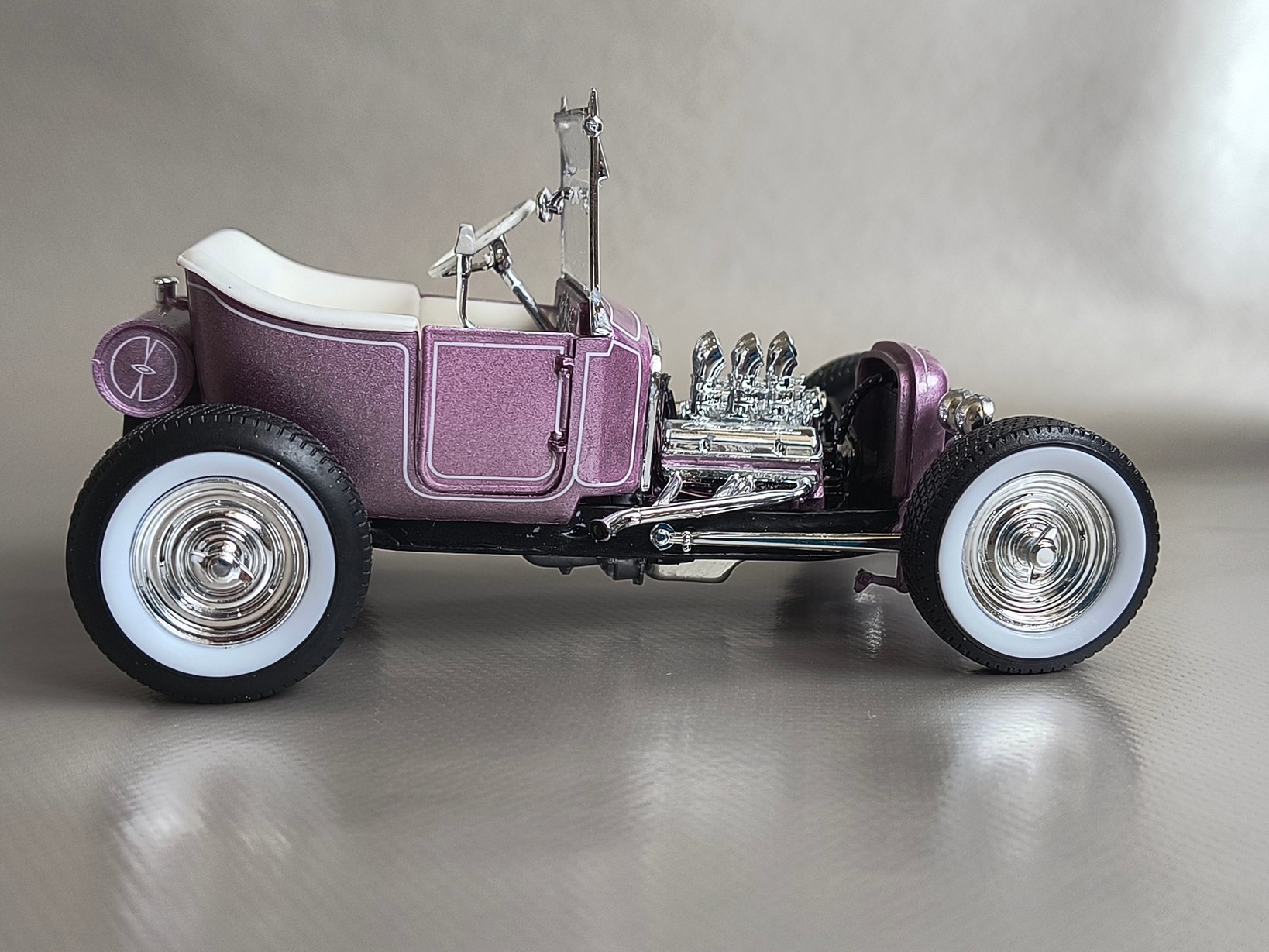 自動車 Ed \"BIG DADDY\" Revell Tweedy Pie 2 1/24 自動車 Ed 