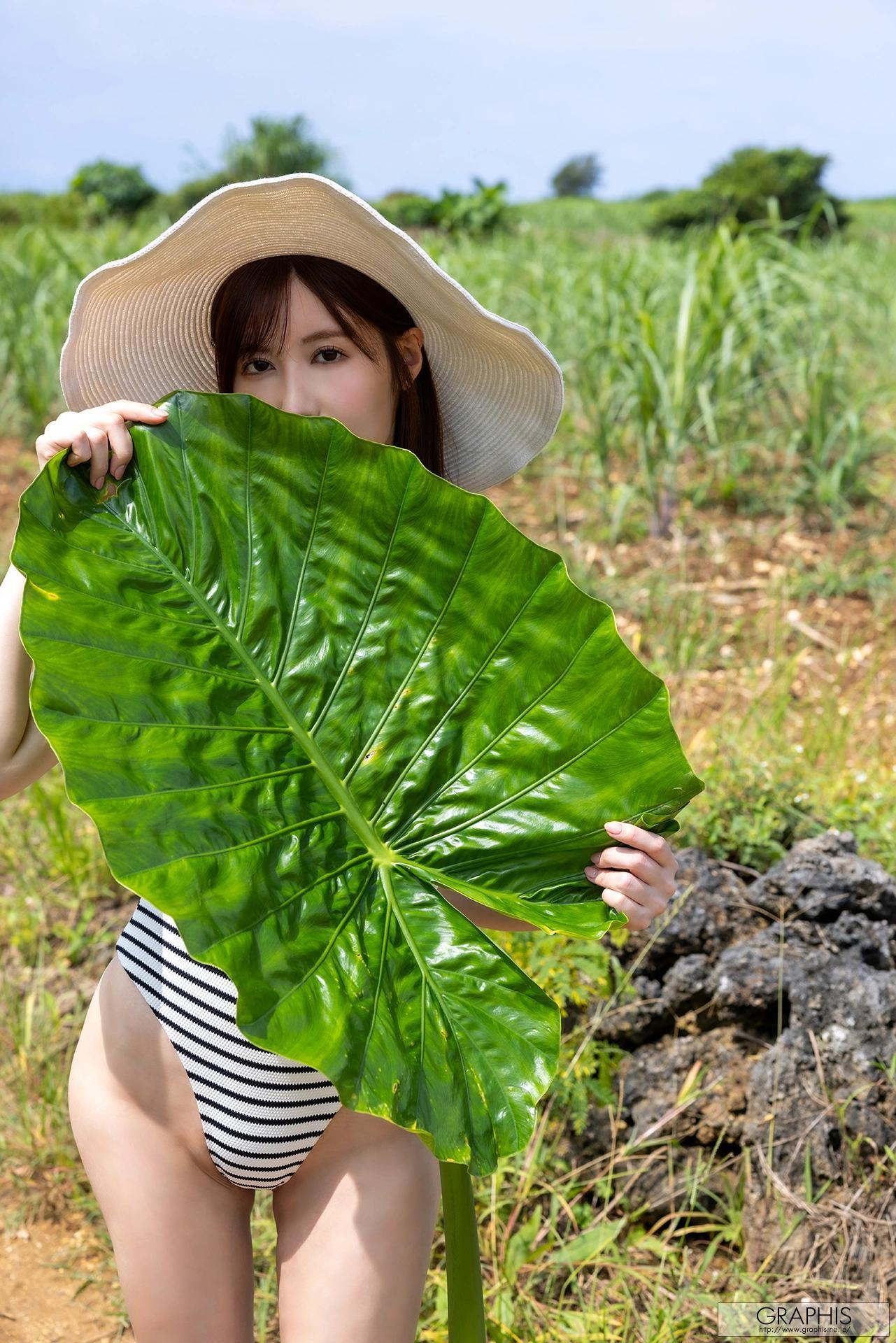 Riho Fujimori 藤森里穂, Graphis Gals 「Looks hot on you!」 Vol.02(10)