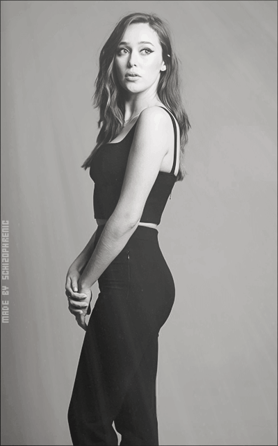 Alycia Debnam-Carey Y9OUeOvg_o