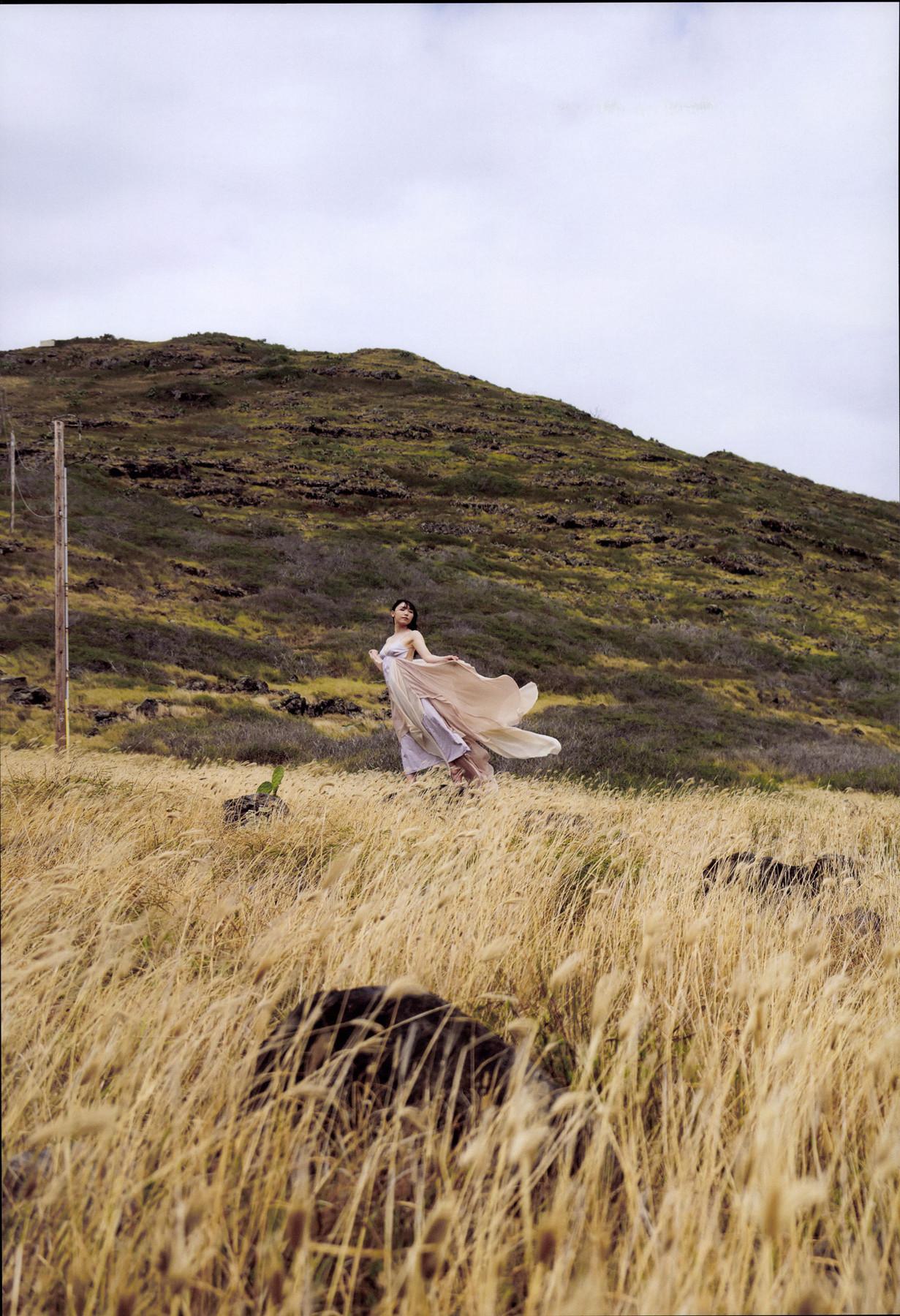 Mizuki Fukumura 譜久村聖, 写真集 「Last Scene」 Set.04(1)