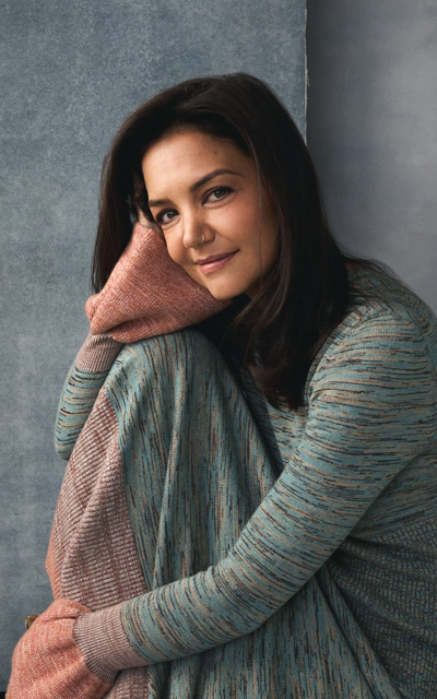 Katie Holmes UbgMbR43_o