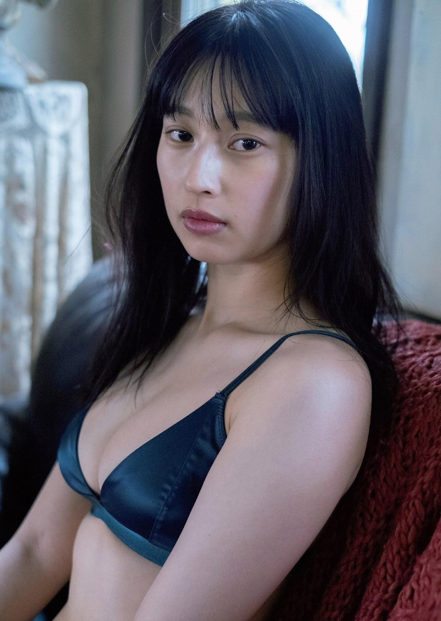 Yuuka Nakao 中尾有伽, Weekly Playboy 2021 No.06 (週刊プレイボーイ 2021年6号)(3)