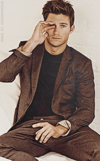 Scott Eastwood VqdCKpO3_o