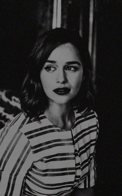 brunetka - Emilia Clarke MvL1qheL_o