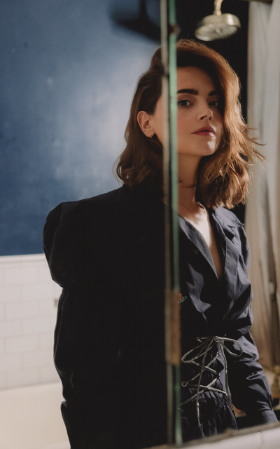 Jenna Coleman - Page 3 OaMSDAxe_o