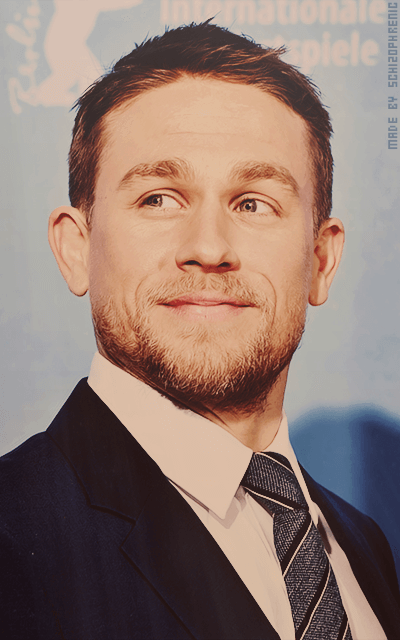 Charlie Hunnam 5TRjvao4_o