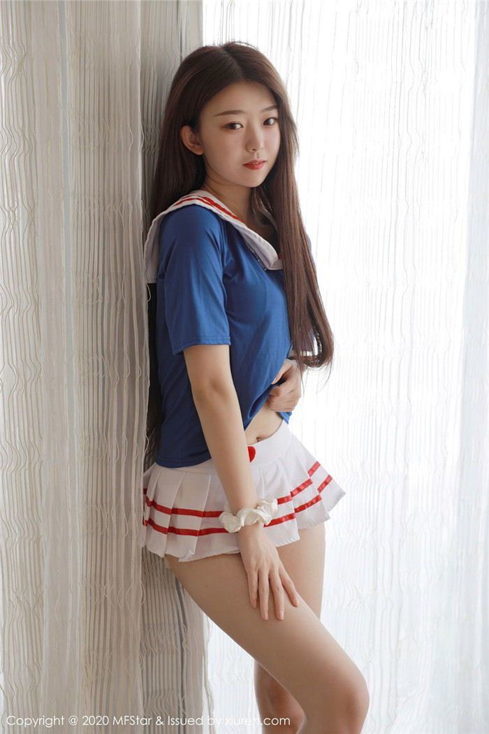 模范学院小奶瓶呜鸣水手服系列写真(3)