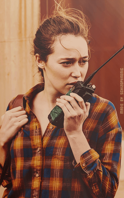 Alycia Debnam-Carey G9WsWd3r_o