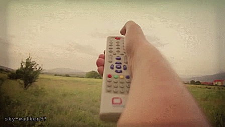 9r5GnVPO_o.gif
