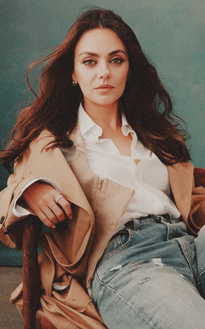 Mila Kunis I6IpA8tU_o