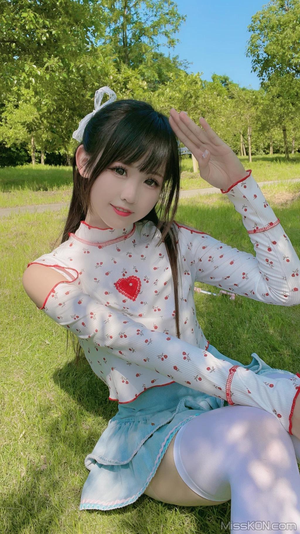 Coser@miko酱ww: mikoの白丝01 (241 photos)(205)