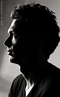 James Franco - Page 2 EUTuHWAu_o