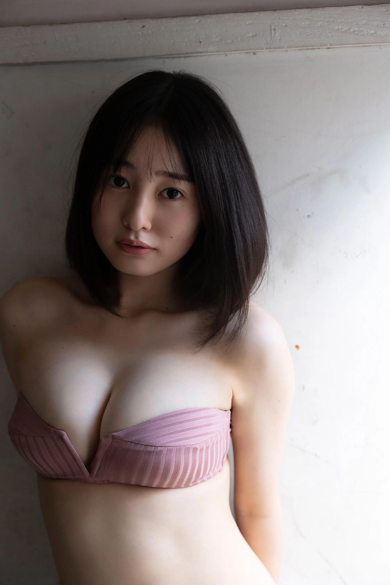 Miu Shirahama 白濱美兎, FLASHデジタル写真集 「ちょっぴりオトナ」 Set.03(19)