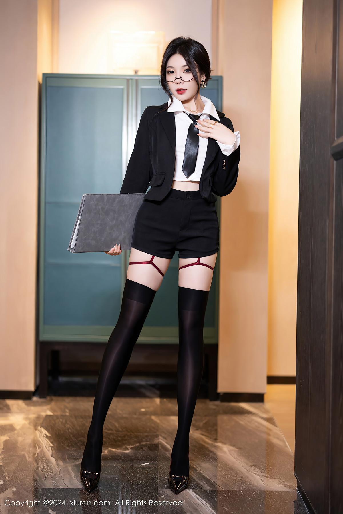 XiuRen秀人网 No.8440 徐莉芝Booty(2)