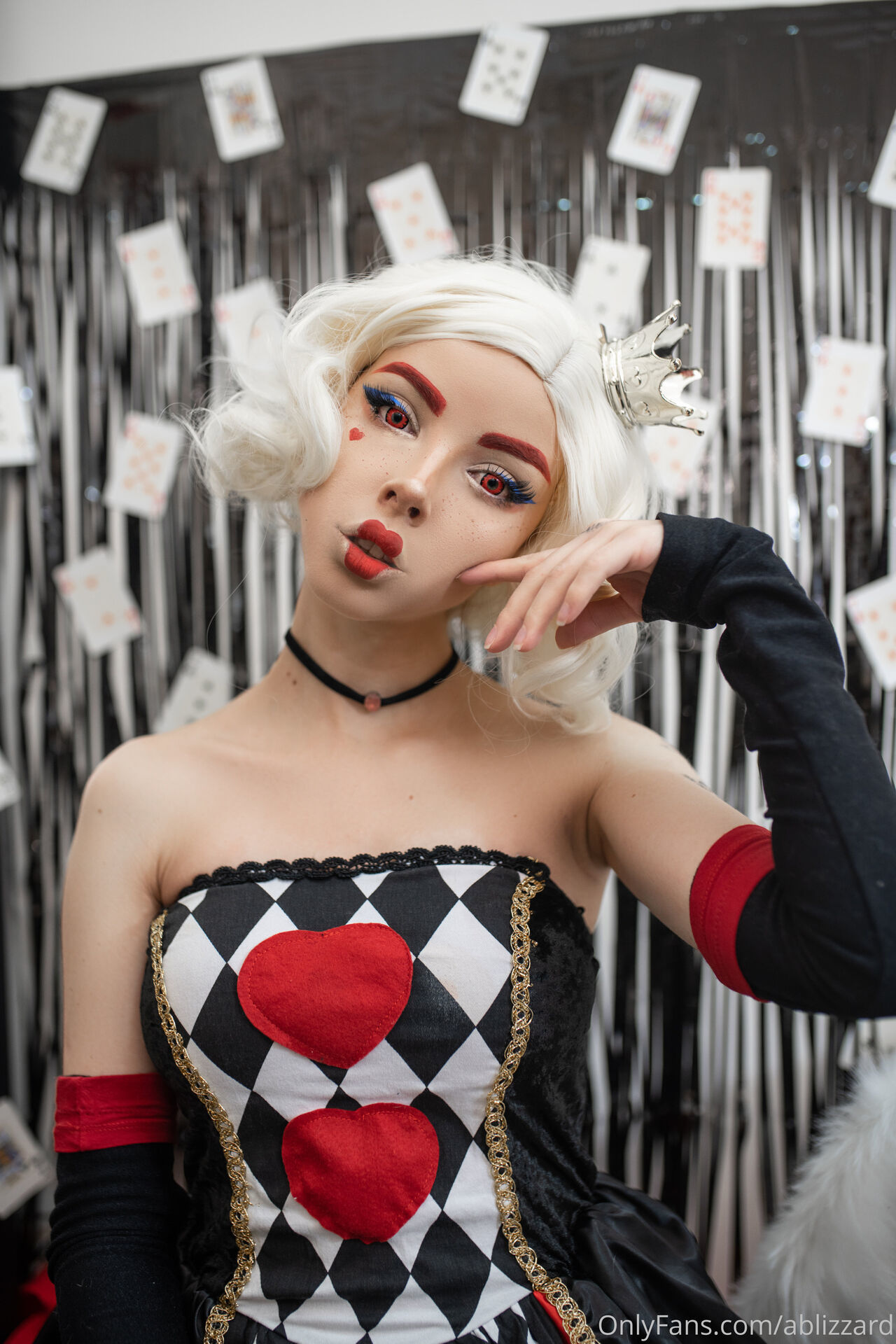 Amanda Welp - Queen of Hearts