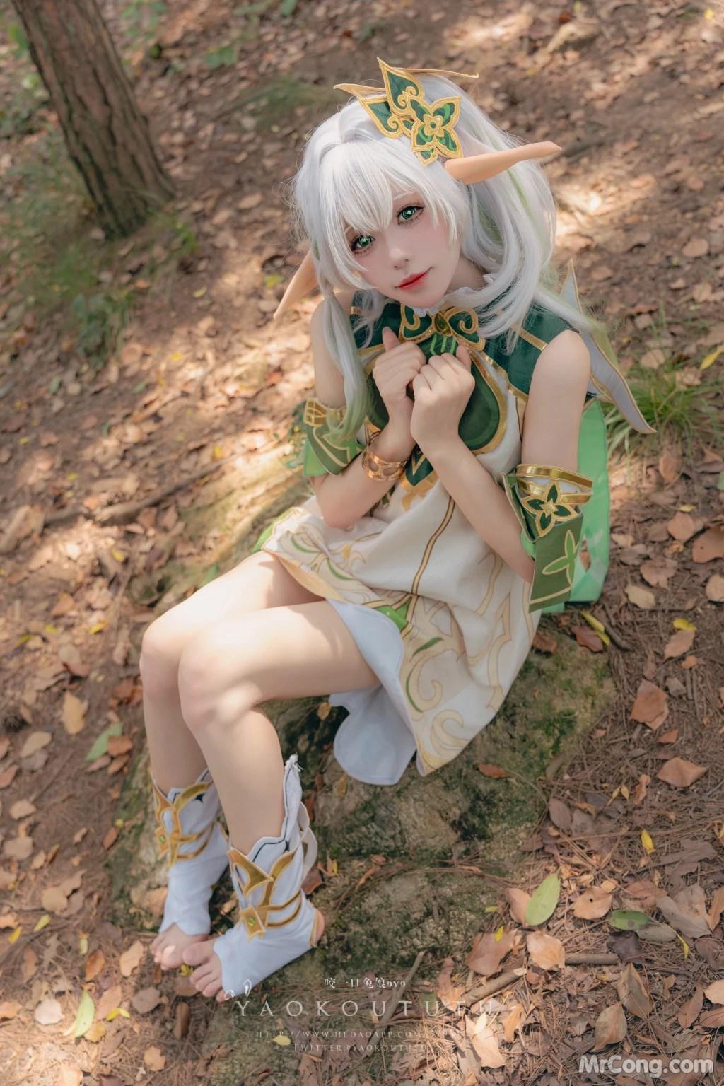 Coser@黏黏团子兔: 万年萝莉纳西妲&0.2s (65 photos )(10)