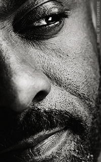 Idris Elba 7vXOVbp8_o