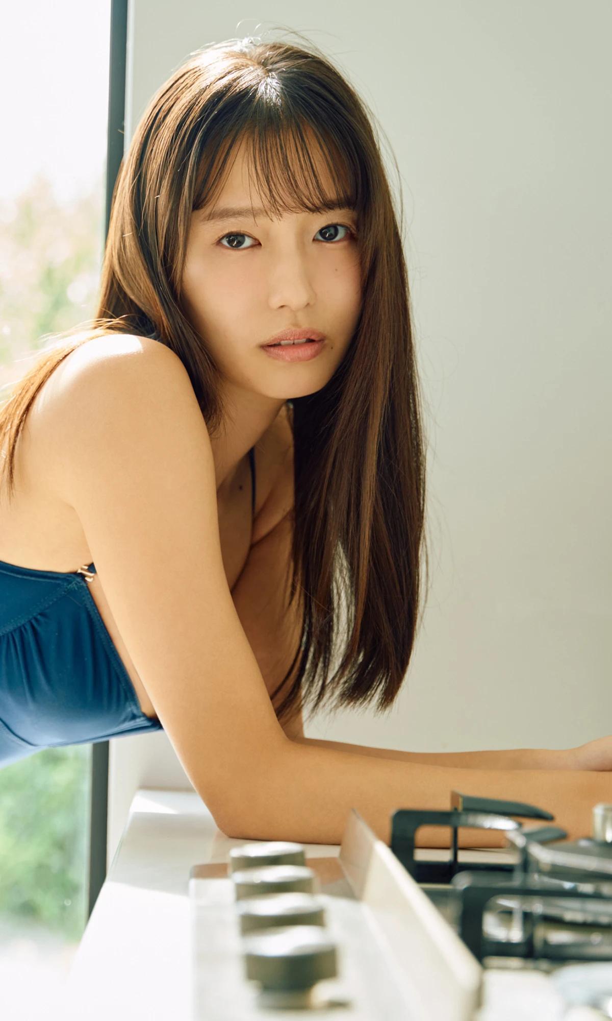 Nene Shida 志田音々, 週プレ Photo Book 「まなざしの先に」 Set.02(8)