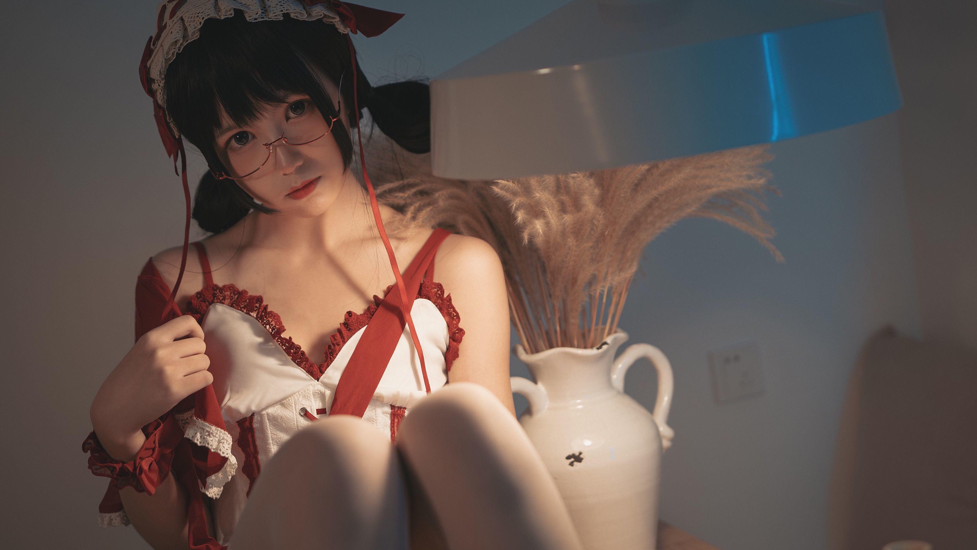 [网红Coser] 逐月su 《小红帽》 写真集(10)