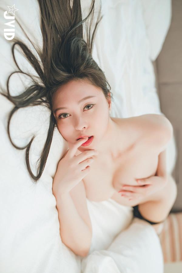 巨乳娘Betty兔兔诱惑大尺度套图(11)