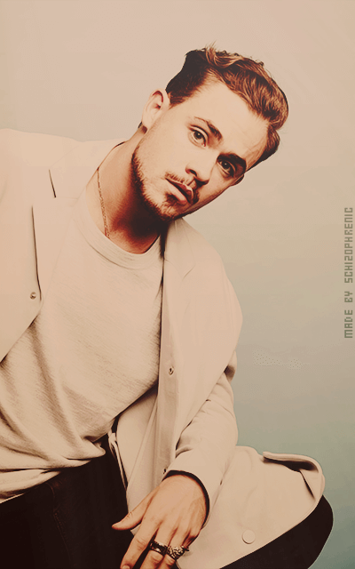 Dacre Montgomery F11Lw10O_o