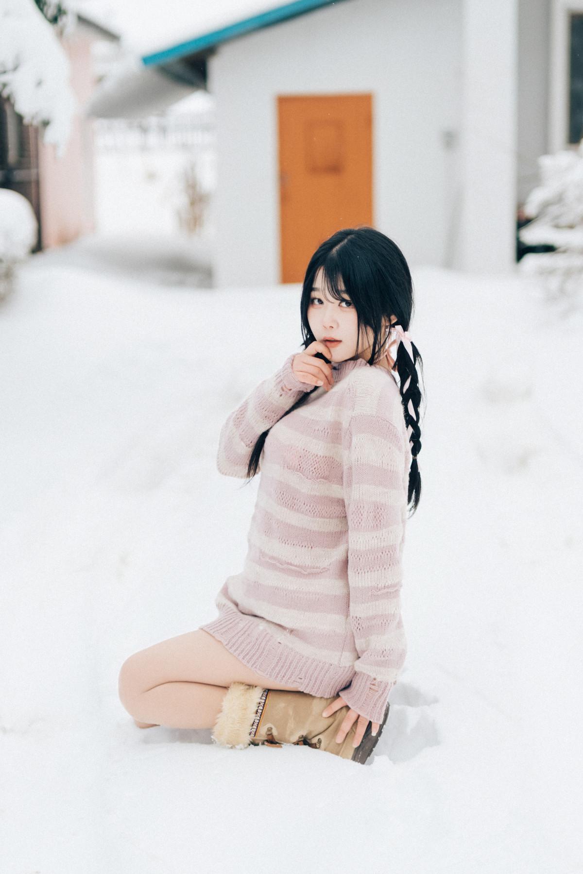 ZIA.Kwon 권지아, [Loozy] Snow Girl Set.02(36)