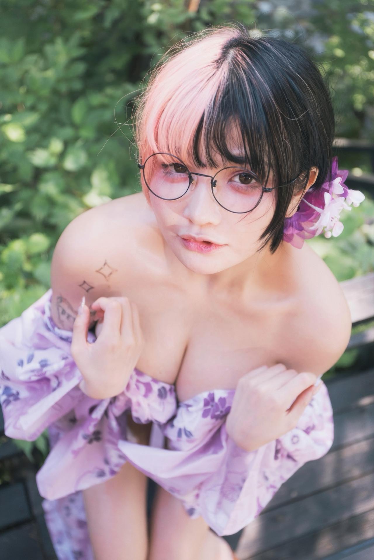 Chukimeroday ちゅきめろでぃ, 2nd 写真集 『一泊二日』 Set.01(18)