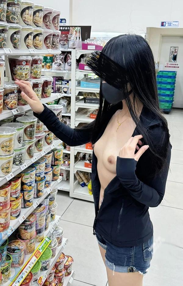 白嫩酥胸美女@鲫崽酱居家私拍尺度图集