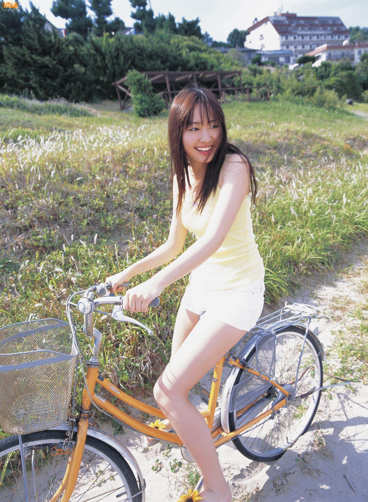 [Bomb.TV] 2006年07月刊 Yui Aragaki 新垣結衣/新垣结衣 写真集(43)