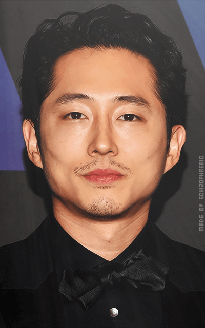 Steven Yeun 4DFr9p4Q_o