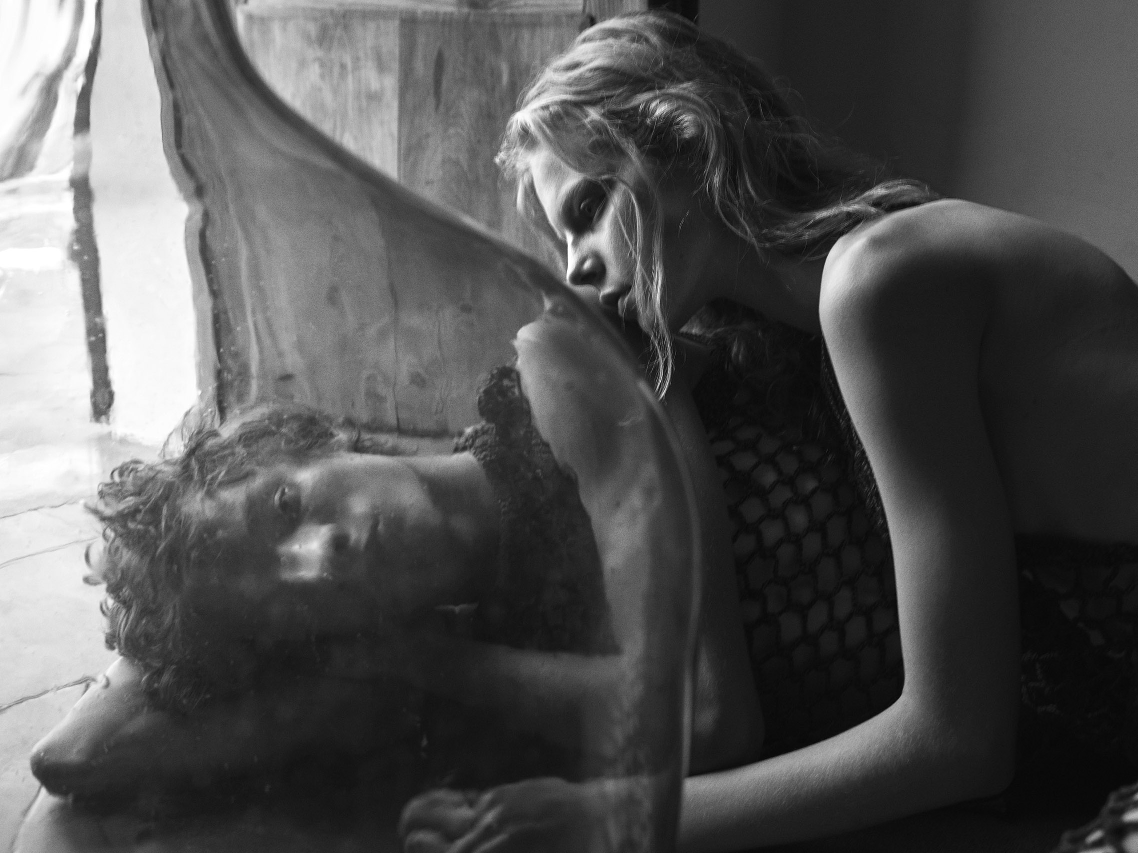 Jil Sander spring/summer 2018 / Jolie Alien and Fisher Smith by Mario Sorrenti - Document Journal FW2017 Jil Sander spring/summer 2018 / Jolie Alien and Fisher Smith by Mario Sorrenti - Document Journal FW2017