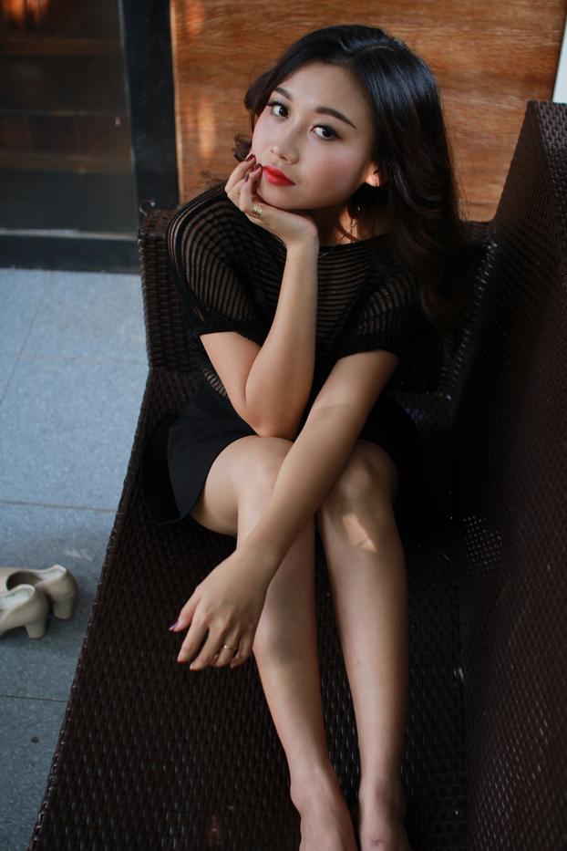 Beautiful Asian girl shows off her petite body wearing a sexy black dress(8)