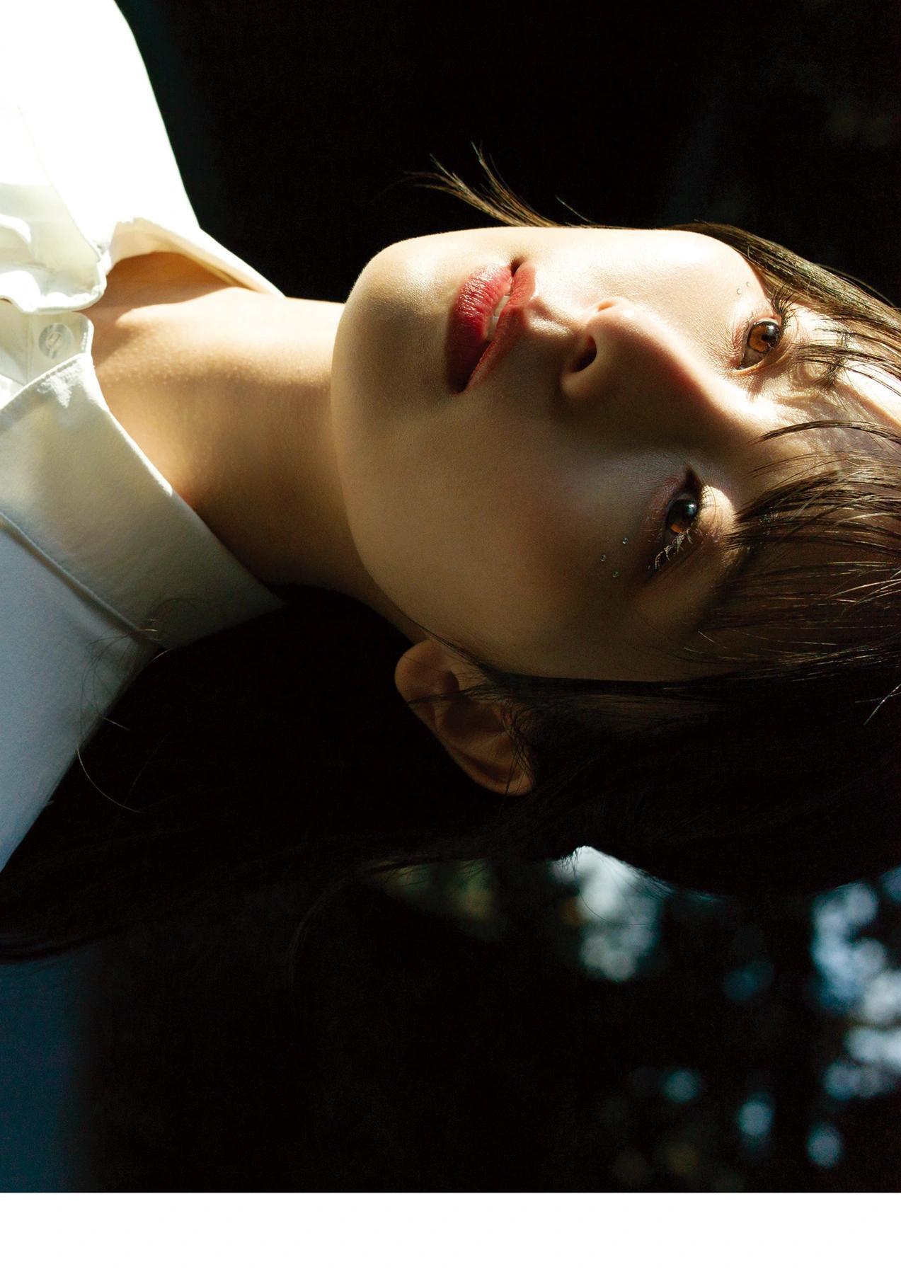 Kotoko Sasaki 佐々木琴子, 1st写真集 「明け方の夢」 Set.04(32)